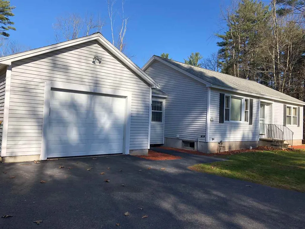 14 Sandina Drive Rochester NH 03868