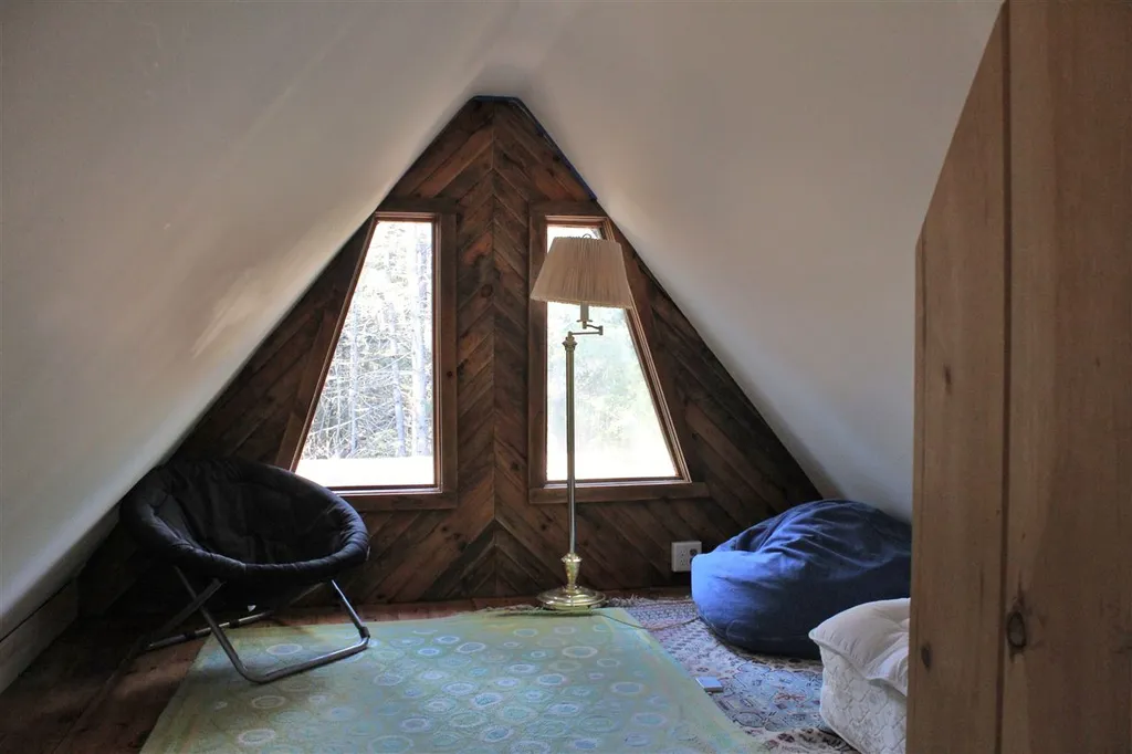34 Brookside Lane Danbury NH 03230