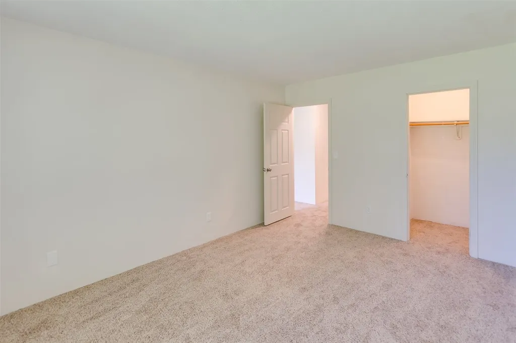 14 Strawberry Bank Road Nashua NH 03062