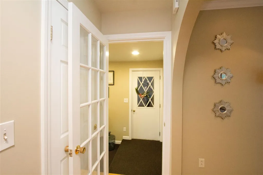 23 Bluebird Drive Colchester VT 05446