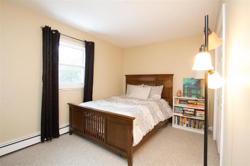 23 Bluebird Drive Colchester VT 05446
