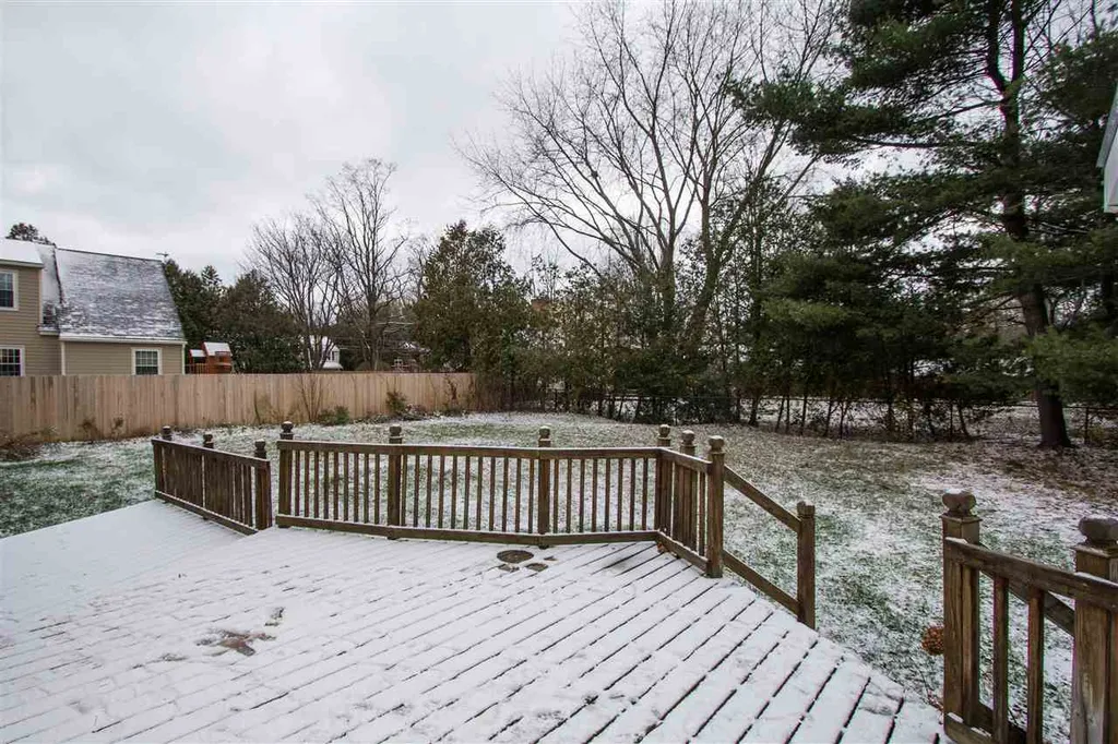 23 Bluebird Drive Colchester VT 05446