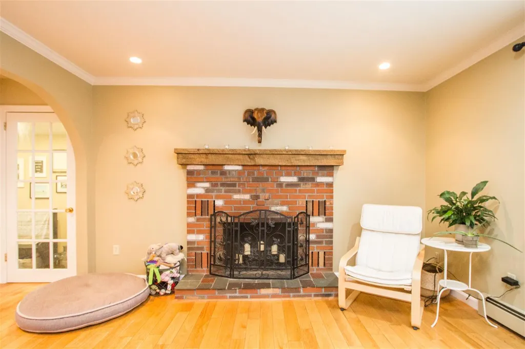 23 Bluebird Drive Colchester VT 05446