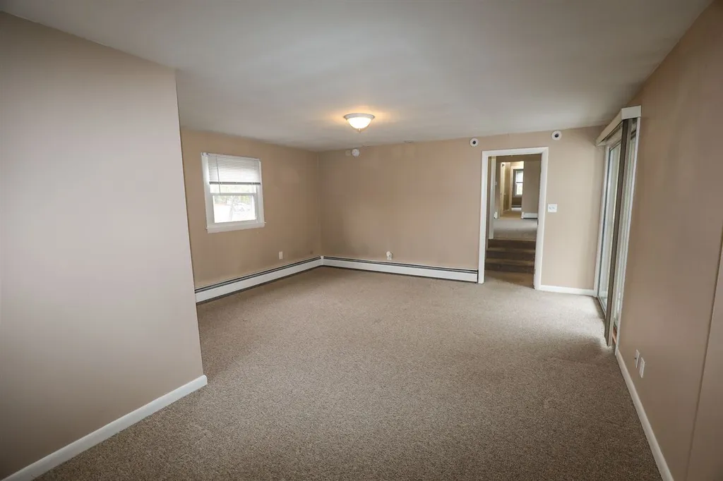 1776 Hooksett Road Hooksett NH 03106