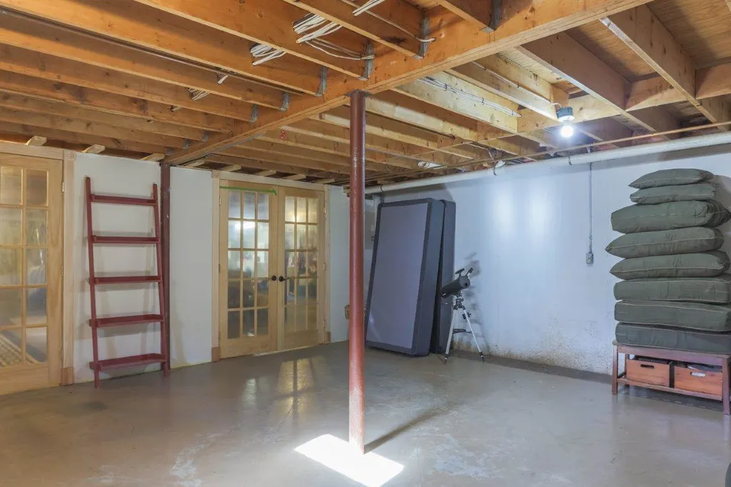 226 Tolend Road Dover NH 03820