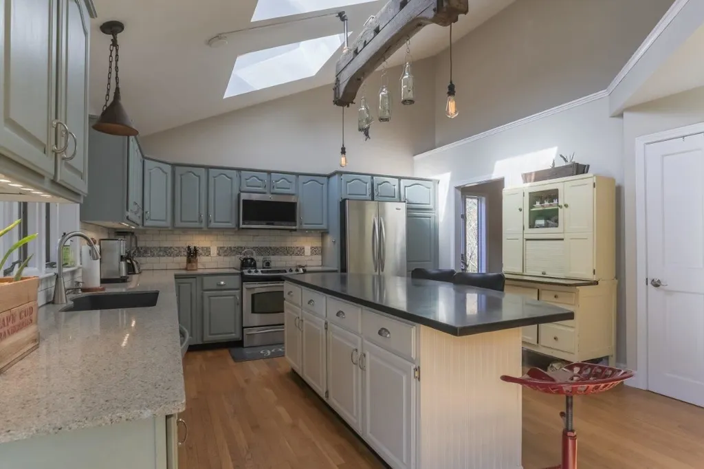 226 Tolend Road Dover NH 03820