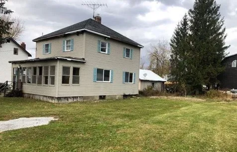 37 Vantine Avenue Alburgh VT 05440