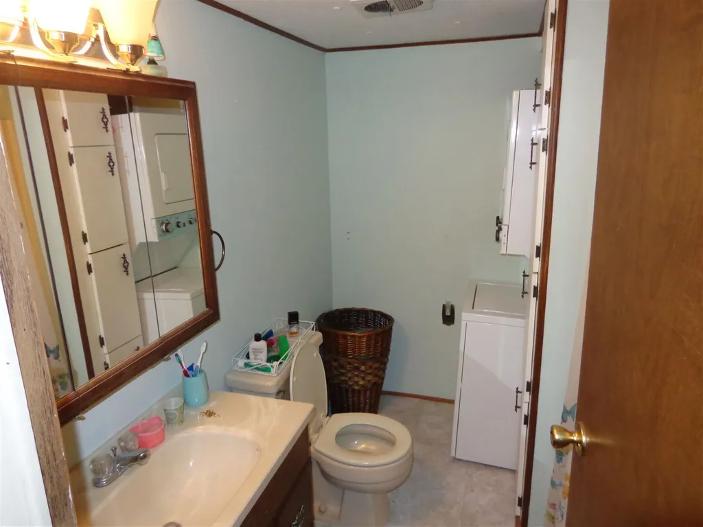 38 Lorna Street Hollis NH 03049