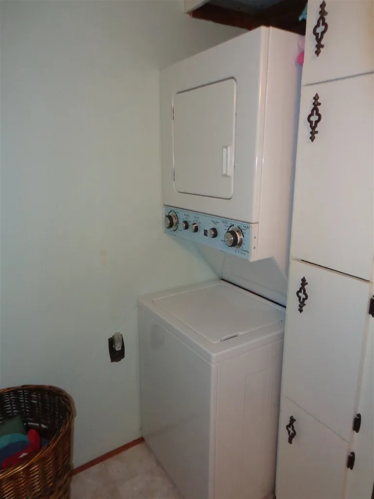38 Lorna Street Hollis NH 03049