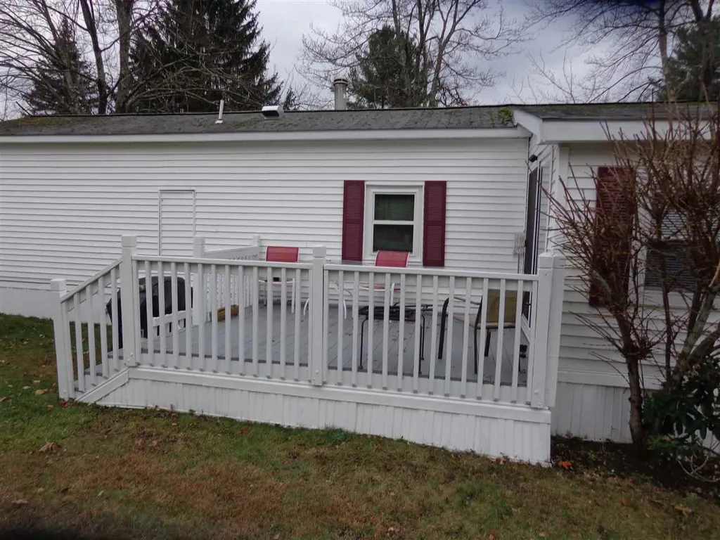 38 Lorna Street Hollis NH 03049