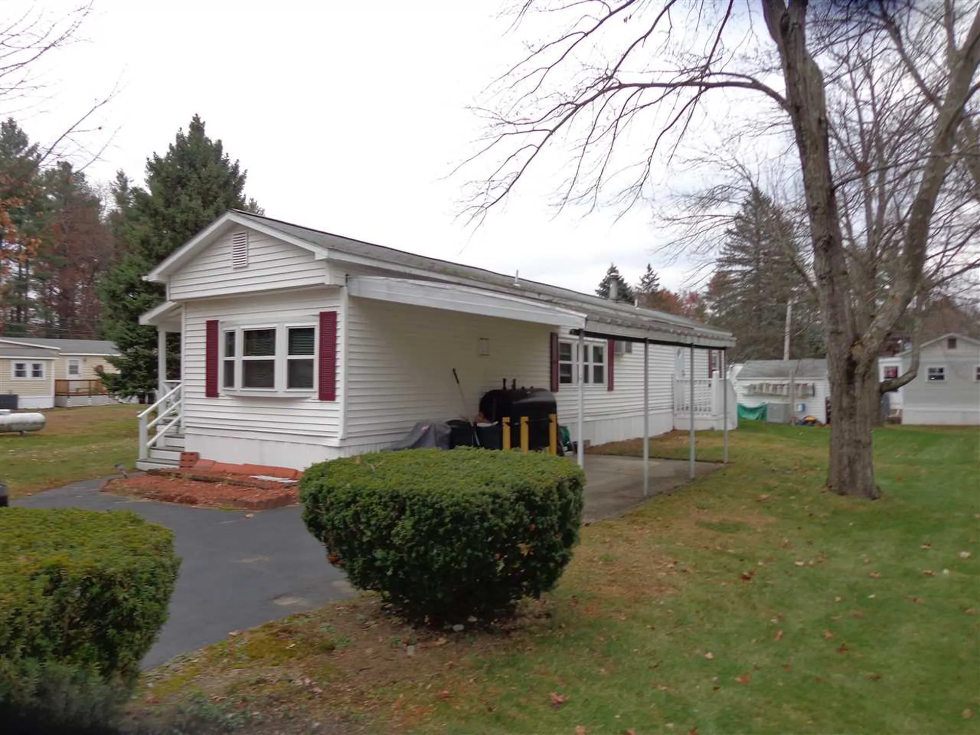 38 Lorna Street Hollis NH 03049