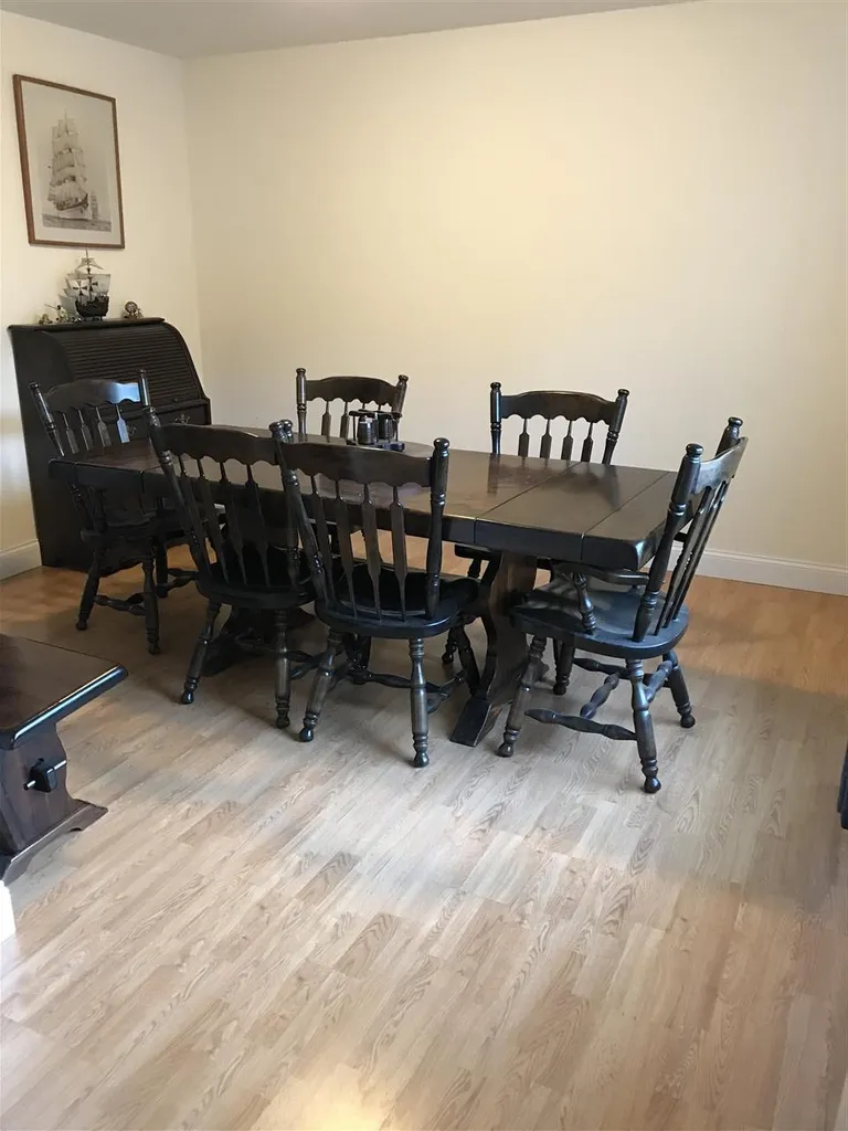 18 Hall Way Greenfield NH 03047