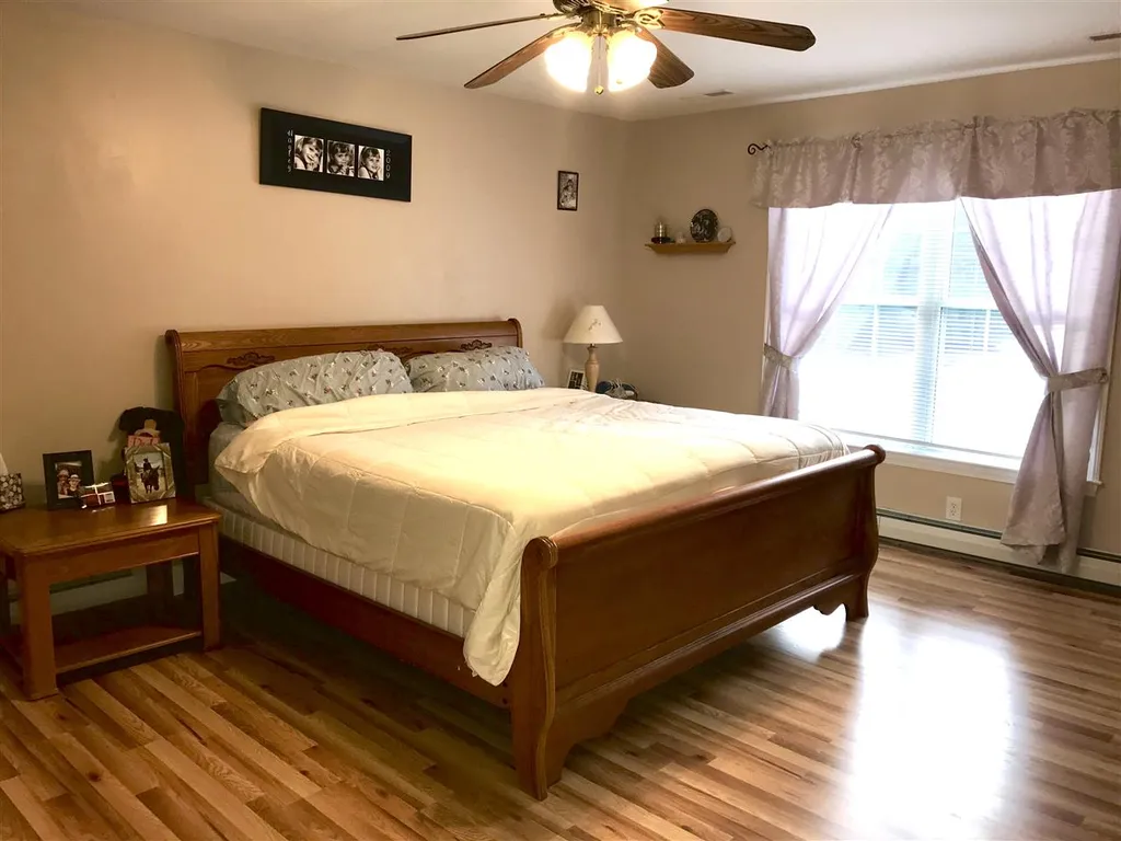 18 Hall Way Greenfield NH 03047