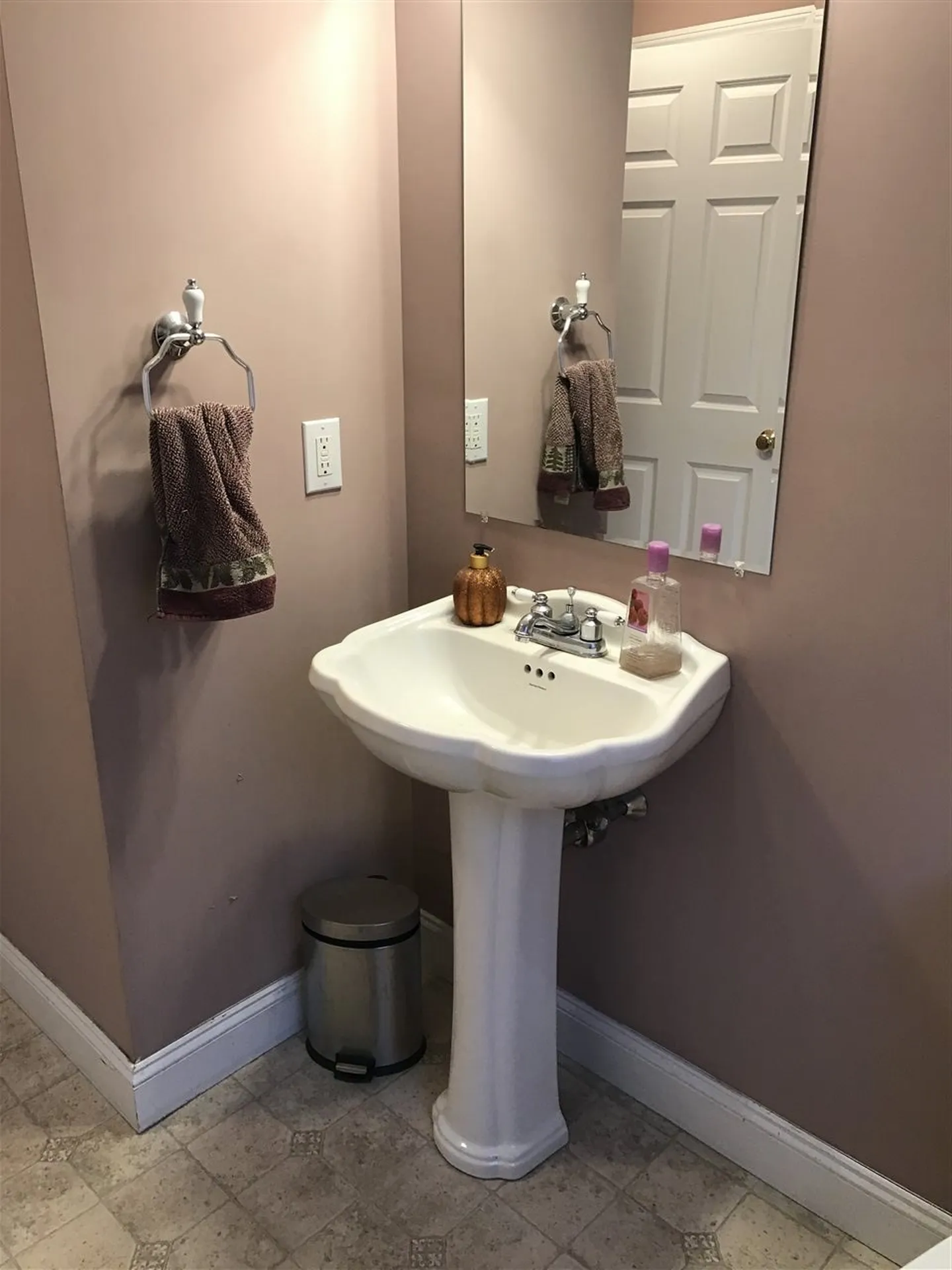 18 Hall Way Greenfield NH 03047