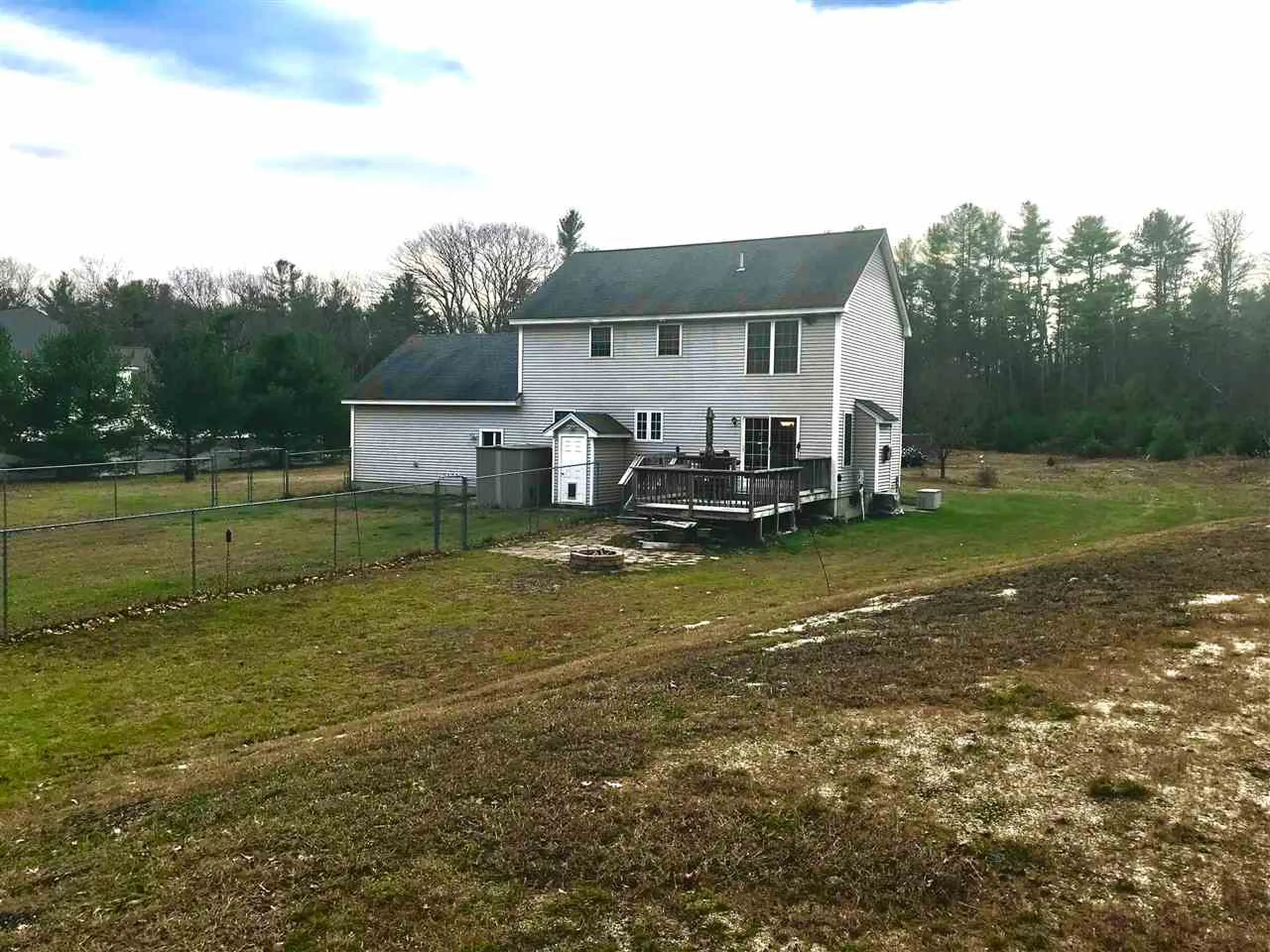 18 Hall Way Greenfield NH 03047