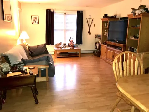 18 Hall Way Greenfield NH 03047