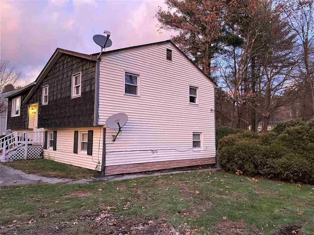 6 Windham Road Derry NH 03038