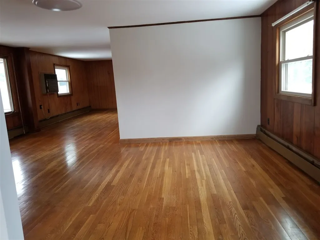 15 Skinner Street Claremont NH 03743
