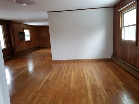 15 Skinner Street Claremont NH 03743