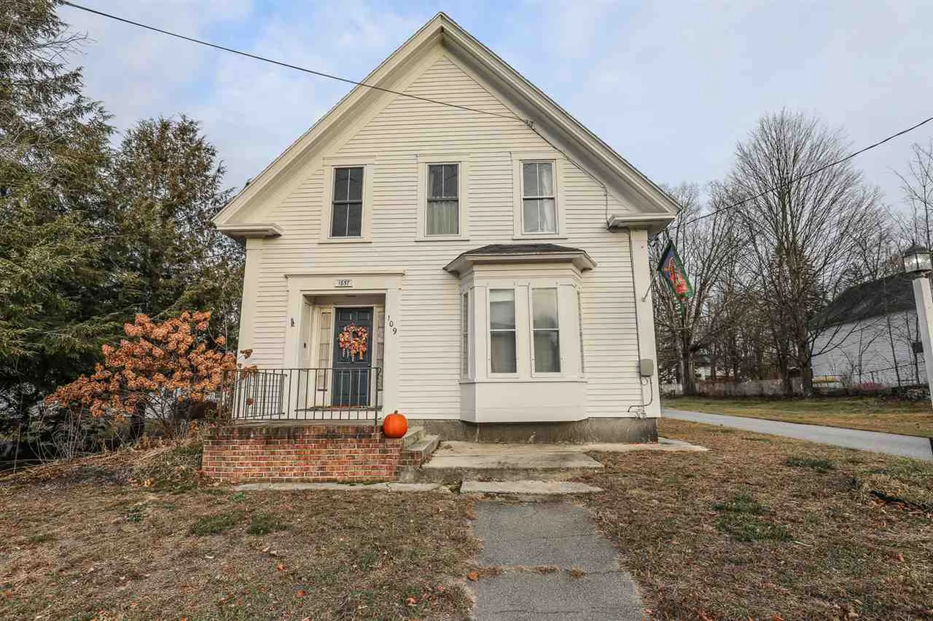 109 Maple Street Hopkinton NH 03229