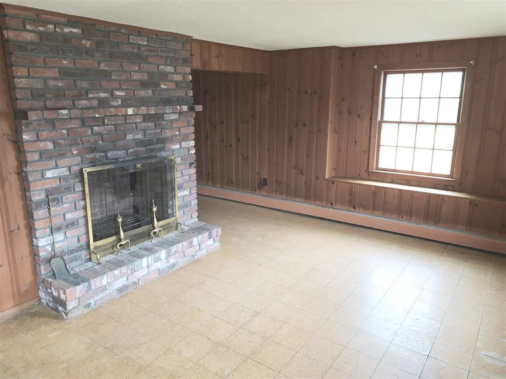 7 Hillside Road North Hampton NH 03862