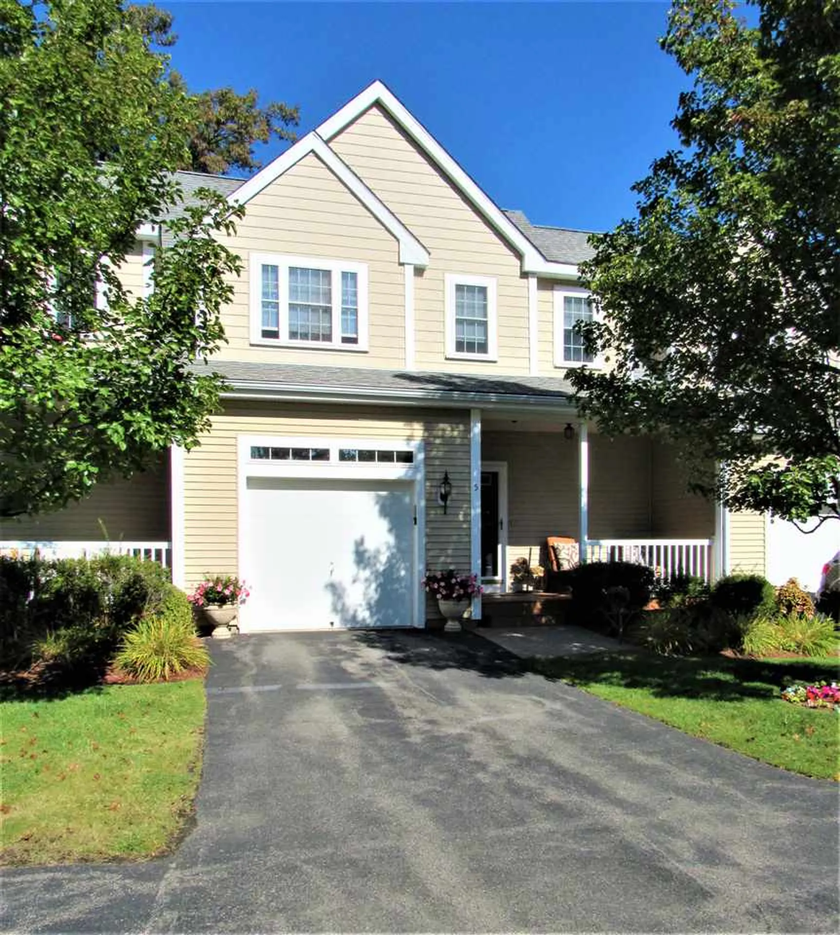 5 Esquire Lane Merrimack NH 03054