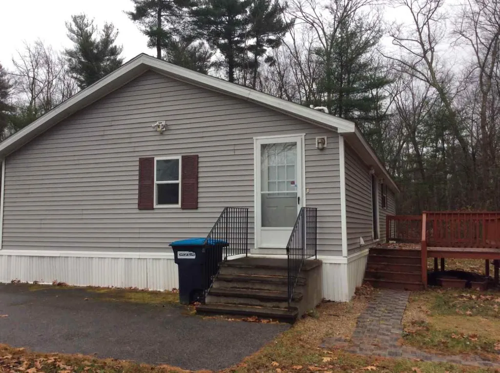 8 David Terrace Salem NH 03079