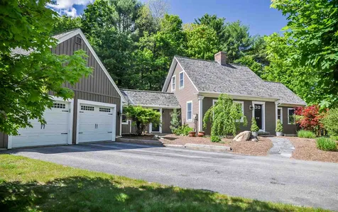 59 Shindagan Road Wilmot NH 03287