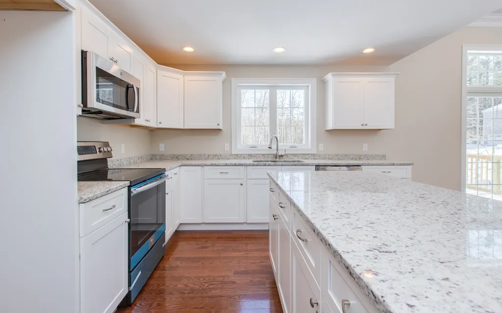 432 Main Street Danville NH 03819