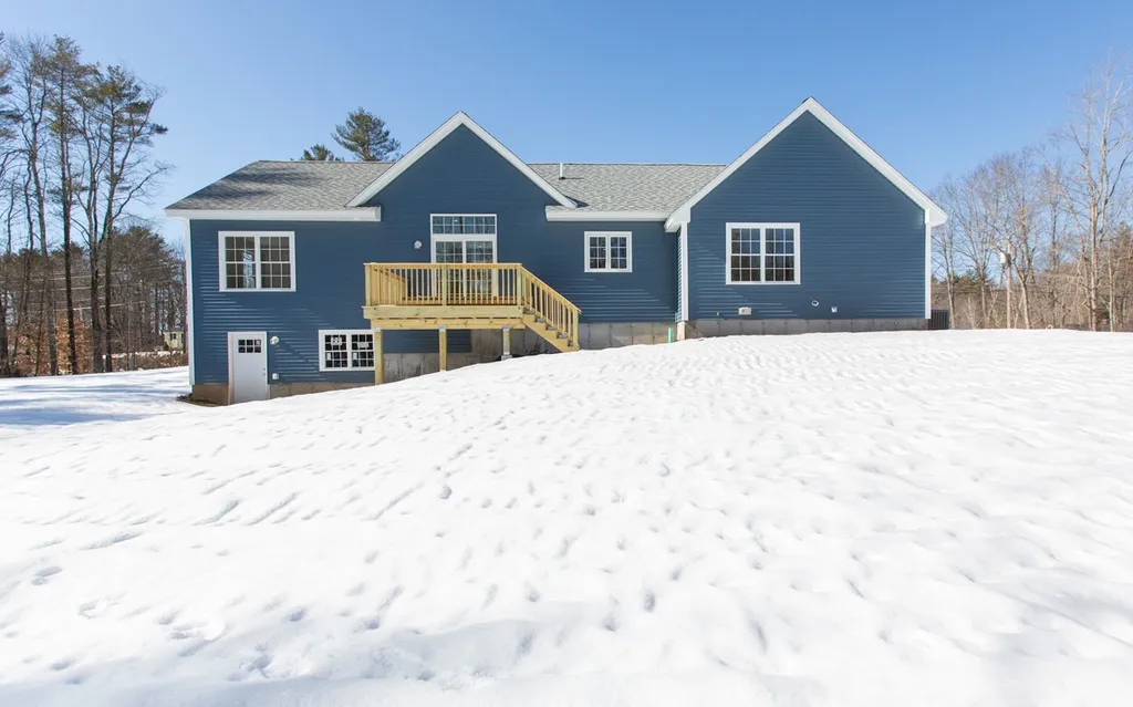 432 Main Street Danville NH 03819