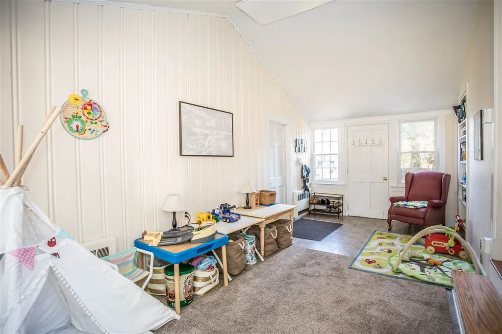 3 Mercer Avenue Peterborough NH 03458