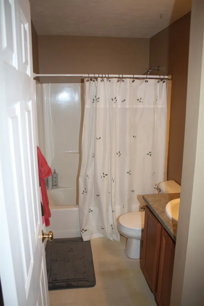 139 Red Gate Lane Rindge NH 03461