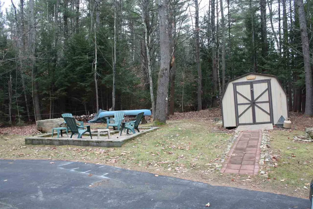 139 Red Gate Lane Rindge NH 03461