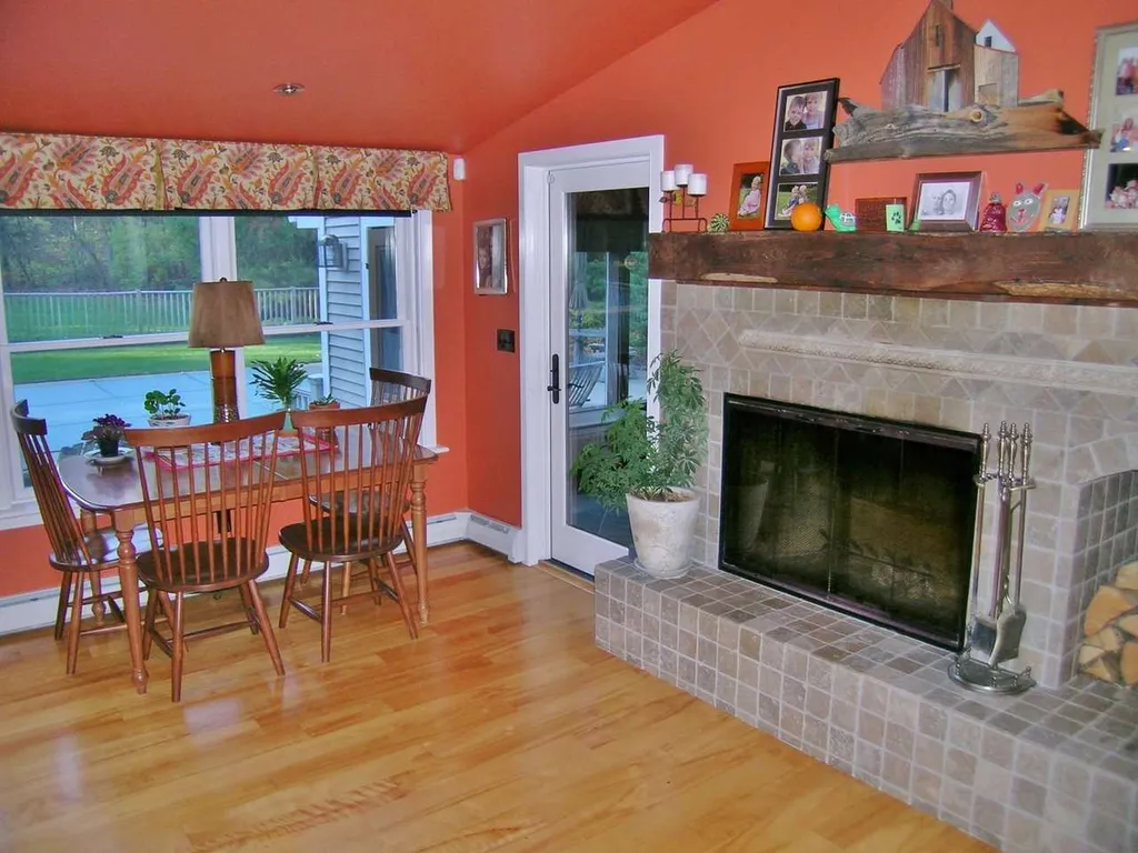406 Raymond Road Colchester VT 05446