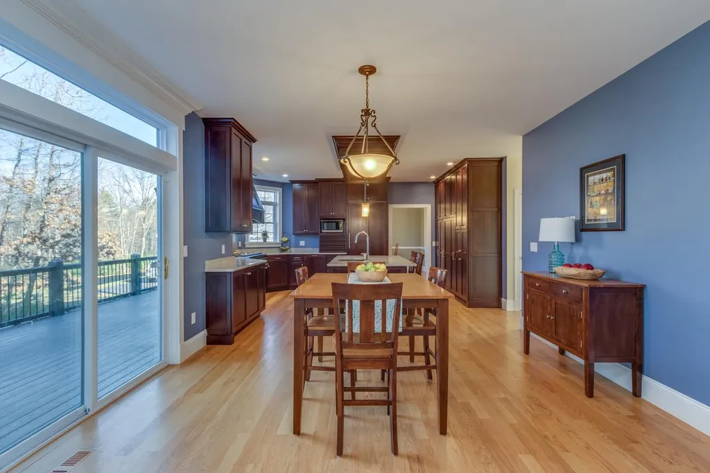 88 Peaslee Road Bow NH 03304