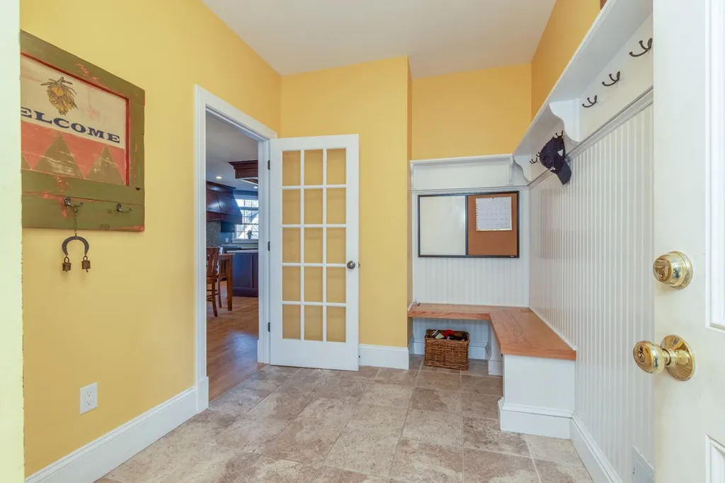 88 Peaslee Road Bow NH 03304