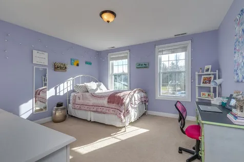88 Peaslee Road Bow NH 03304