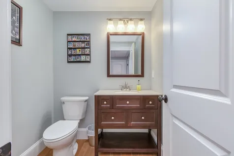 88 Peaslee Road Bow NH 03304
