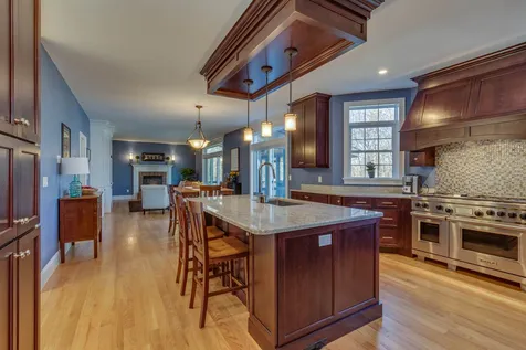 88 Peaslee Road Bow NH 03304