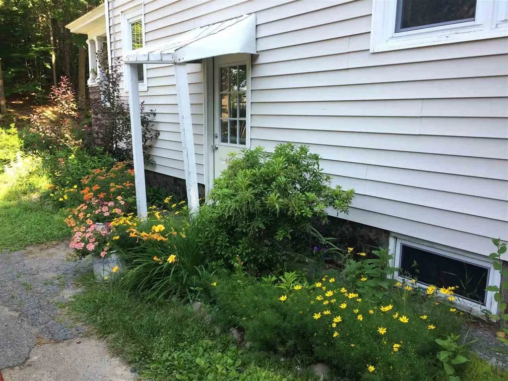 11 Beechmont Street Claremont NH 03743