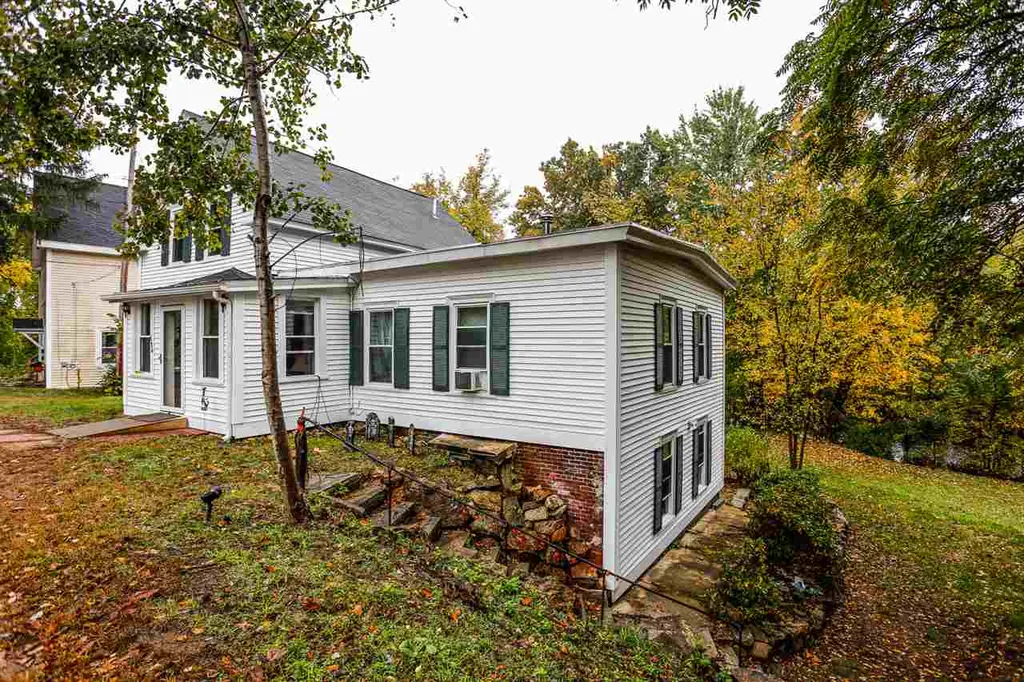 534 Douglas Street Manchester NH 03102