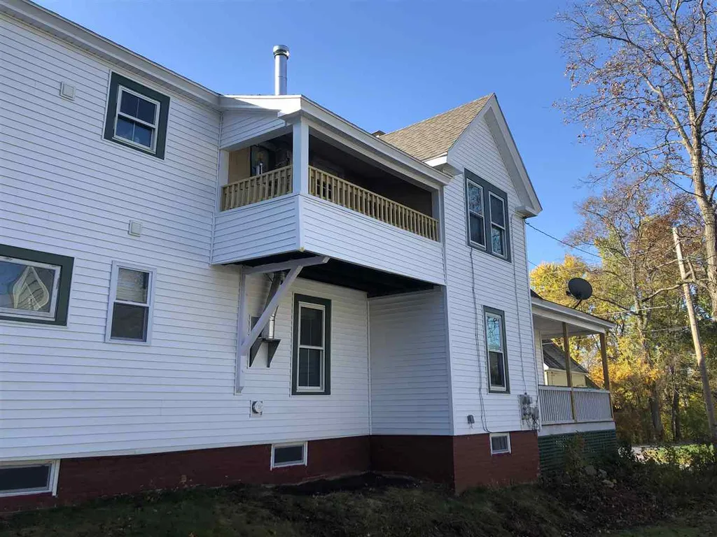 64 Valley Street Keene NH 03431