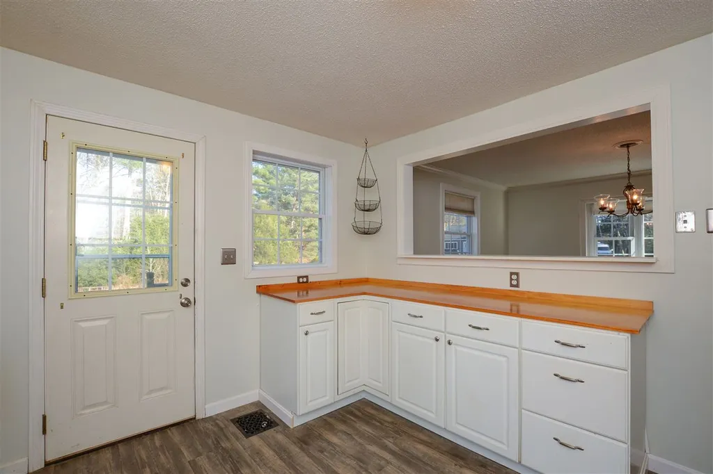 48 Boody Farm Road Epping NH 03042