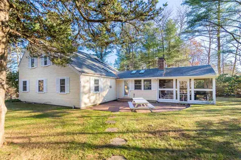68 Post Road North Hampton NH 03862