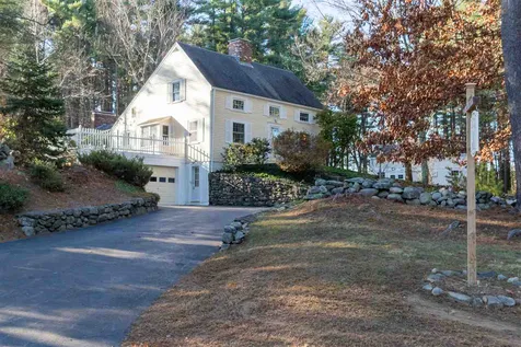 68 Post Road North Hampton NH 03862