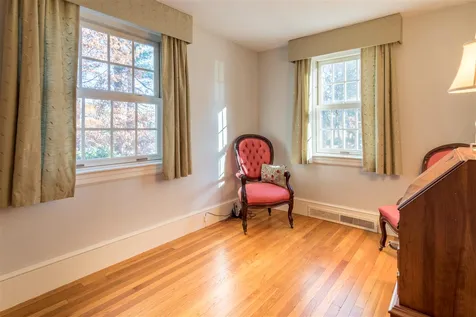 68 Post Road North Hampton NH 03862
