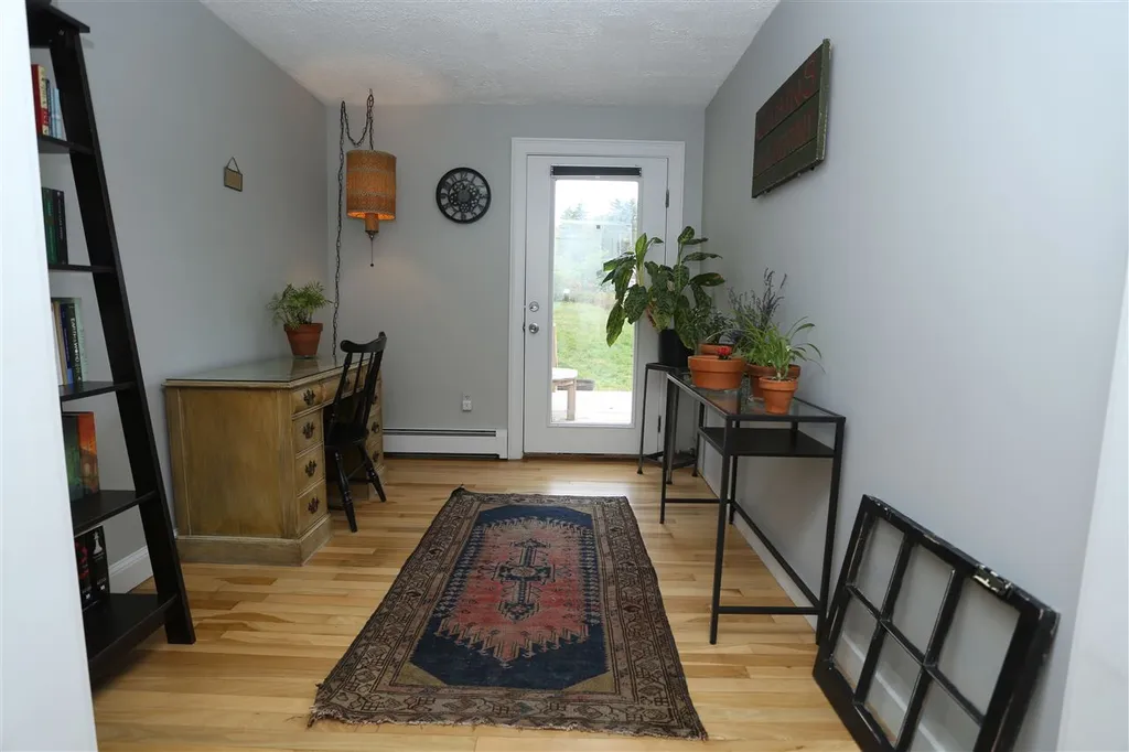 16 Willowbrook Avenue Greenland NH 03840