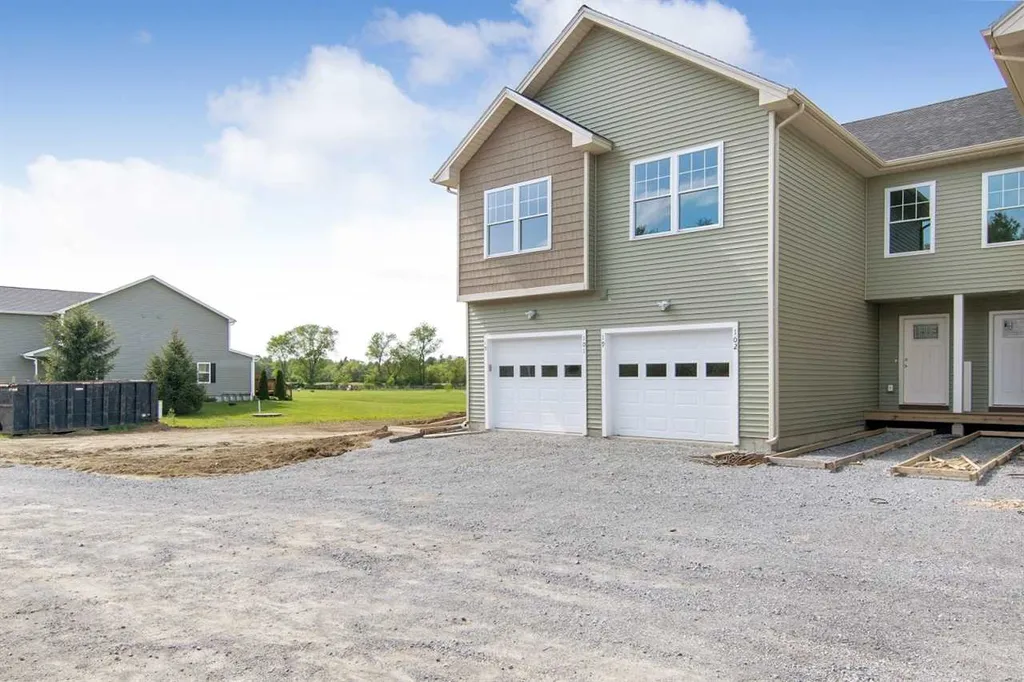 19 East Road Fairfax VT 05454