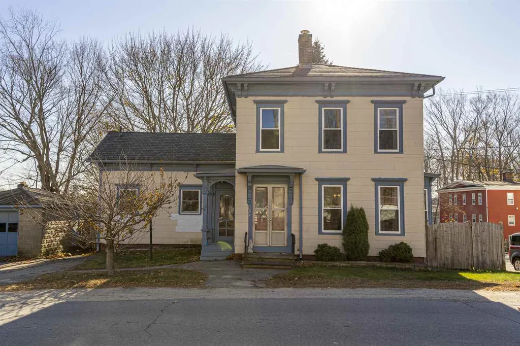 675 Main Street Rollinsford NH 03869