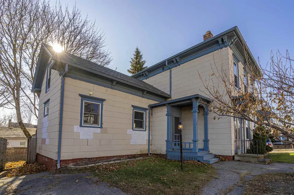 675 Main Street Rollinsford NH 03869